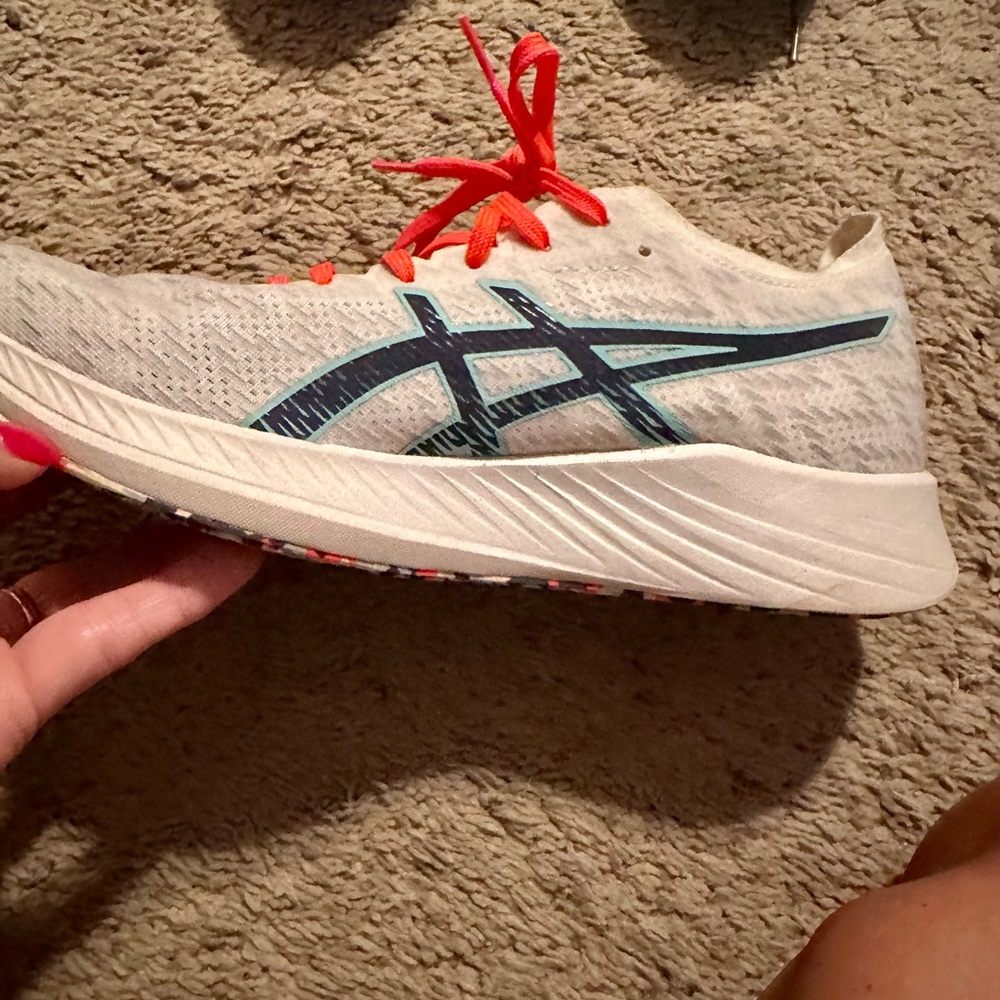 ASICS magic speed - Picture 4 of 5